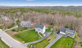 58 Village Place Dr, Barrington, NH 03825