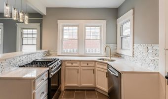 2838 MYRTLE Ave NE, Washington, DC 20018