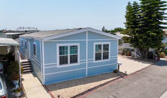 4 Magnolia Via, Anaheim, CA 92832