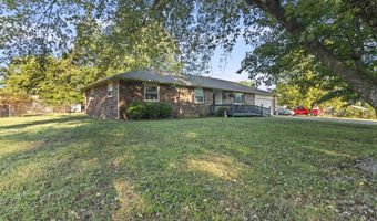 1307 S Washington Ave, Aurora, MO 65605