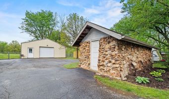 615 E Prairie Ln, Ash Grove, MO 65604