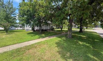 1121 3rd Ave E, Albia, IA 52531