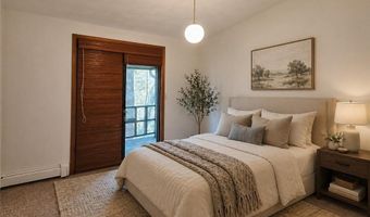 3 Lakeview Dr, Narragansett, RI 02882
