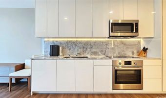987 Queen St 3710, Honolulu, HI 96814