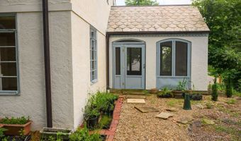 1 Northwood Dr, Athens, OH 45701