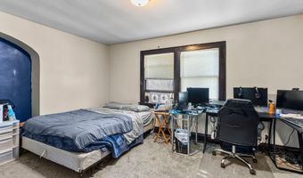 709 10th St NE, Austin, MN 55912