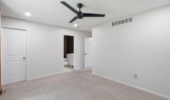 1717 Court St, Adel, IA 50003
