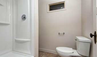 503 Mcnatt Ave, Aurora, MO 65605