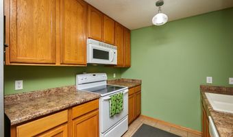 1227 NE 8th Ln, Ankeny, IA 50021