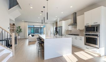 43420 GRANDMOORE St, Ashburn, VA 20148