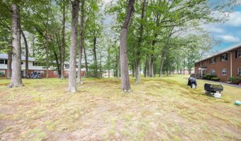 486 Oak Ave 50, Cheshire, CT 06410