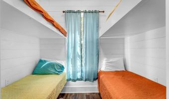 4063 Blue Jay St, Bay St. Louis, MS 39520