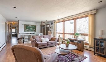 581 S Barnstead Rd, Barnstead, NH 03225