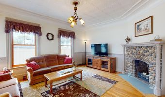 28 Saco Ave, Old Orchard Beach, ME 04064