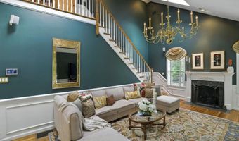 4 Brushwood Dr, Atkinson, NH 03811