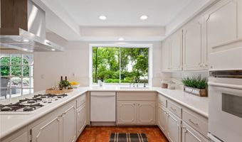 4947 Blackhorse Rd, Rancho Palos Verdes, CA 90275