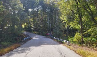 305 Tripp Hollow Rd, Brooklyn, CT 06234