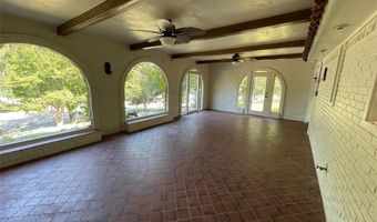 101 Robin Ave, Weatherford, TX 76086