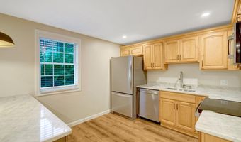 110 WISE St S 1, Arlington, VA 22204