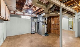 9881 Quandt Ave, Allen Park, MI 48101