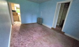 656 Temple Ln, Altoona, PA 16602