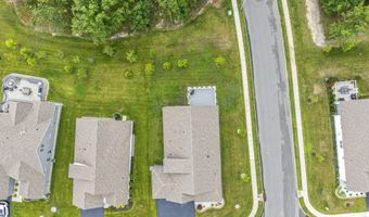 37 Black Bear Dr, Barnegat, NJ 08005