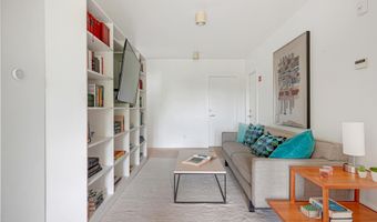 103 Long View Dr, Becket, MA 01223