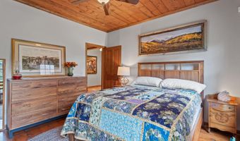 301 Lee Dr, Alcester, SD 57001