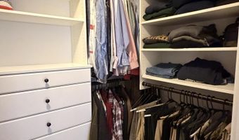 36 Kathryn Ln, Bangor, ME 04401