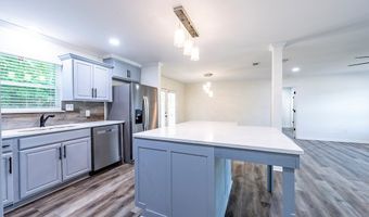 627 Longbow Dr, Albany, GA 31721