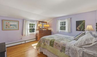 40 Vantana Dr, Bristol, CT 06010