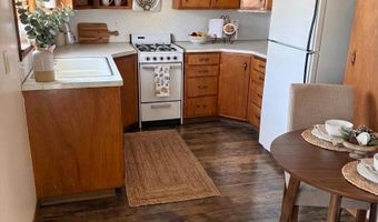 16 NW 3rd St, Adams, MN 55909