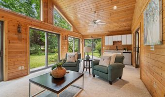 27 CARIBOU Ct, Appleton, WI 54911