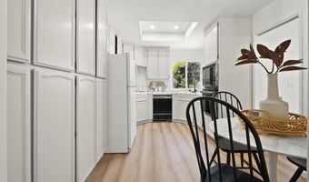 39 Crane Ct, Alameda, CA 94502