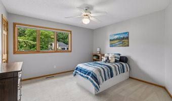 13437 Georgia Cir, Apple Valley, MN 55124