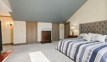 114 Loon Call Dr, Belgrade, ME 04917