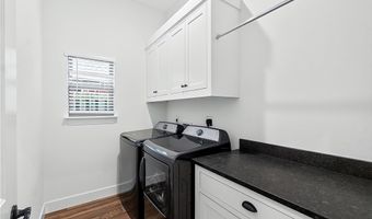 1902 SW Edinburgh Ave, Bentonville, AR 72713