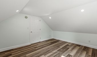 38 Newbury St, Auburn, ME 04210