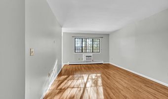 26 Essex Ct 26, Brookfield, CT 06804