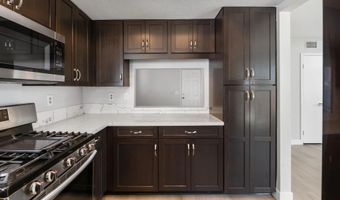 633 Thunder Gln, Escondido, CA 92027
