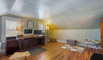 1612 W Glenville Rd, Amsterdam, NY 12010