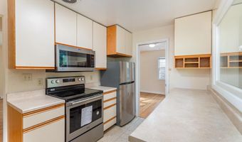 5852 LOWELL Ave, Alexandria, VA 22312