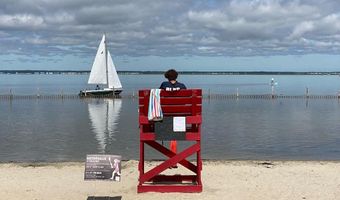 17 E 14TH St, Barnegat Light, NJ 08006