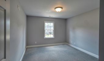 200 AVALON Ln, Anniston, AL 36207