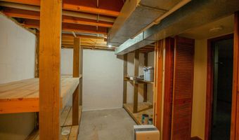 417 S Sample St, Algona, IA 50511