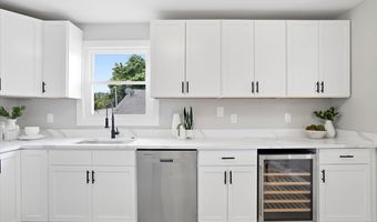 415 ORCHARD Ave, Baltimore, MD 21225