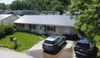 1506 Green Valley Dr, Ashland, KY 41102