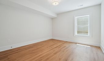 6508 CALLANDER Dr, Bethesda, MD 20817