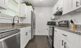 545 Elmwood Rd NW, Atlanta, GA 30318