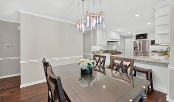 1751 Warmington Ct, Ballwin, MO 63021